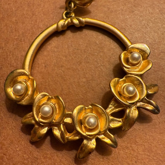 Kenneth Jay Lane Elegant Gold Floral Hoop Earrings - Picture 2 of 4